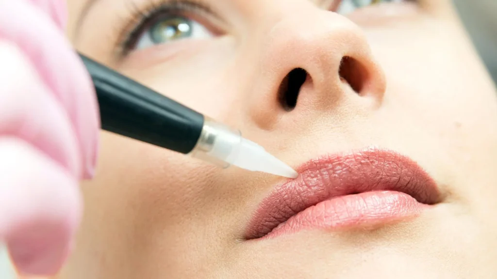 Micropigmentación de labios